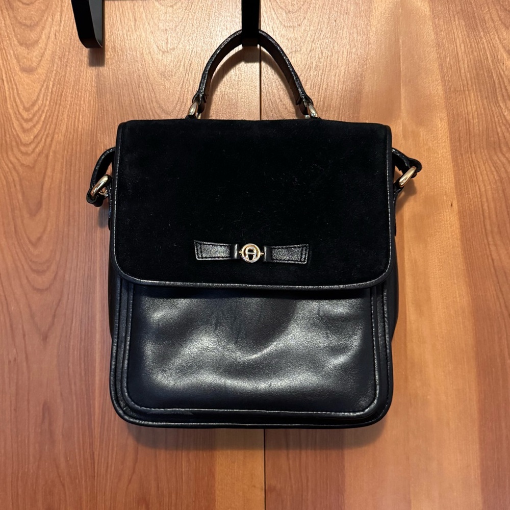 Etienne Aigner vintage crossbody or top handle bag